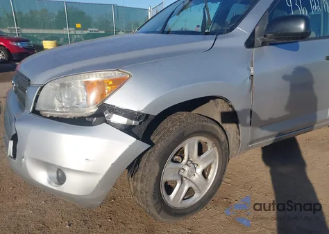 2007 Toyota Rav4 из США, поврежденный, VIN JTMBD33V876029372